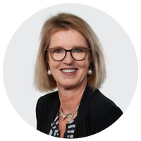 Kontakt-Person-Bettina-Oestreich